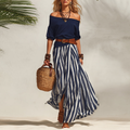 Conjunto Top Off-Shoulder Azul Marino y Pantalón a Rayas