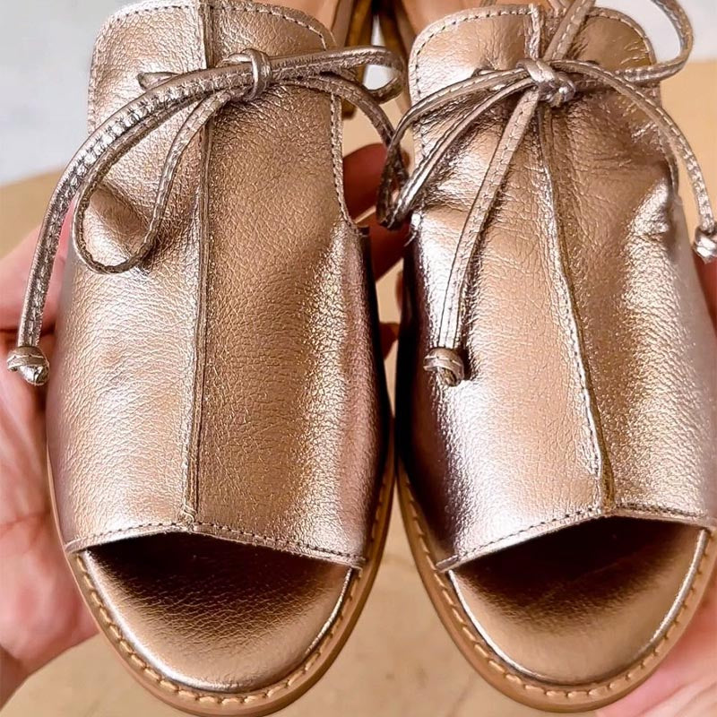 LILLIANA – SANDALIAS DE CUERO CON TIRAS