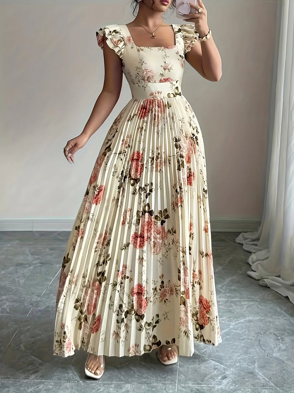 Elegante vestido midi plisado floral beige con cuello cuadrado