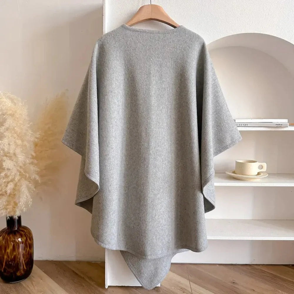 Langer Poncho Schal